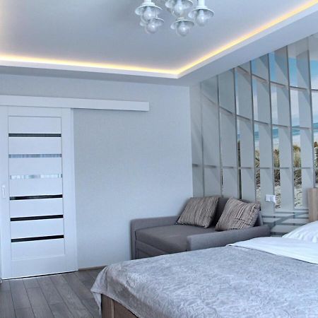 Apartment Next To Airport Boryspilʼ Eksteriør billede