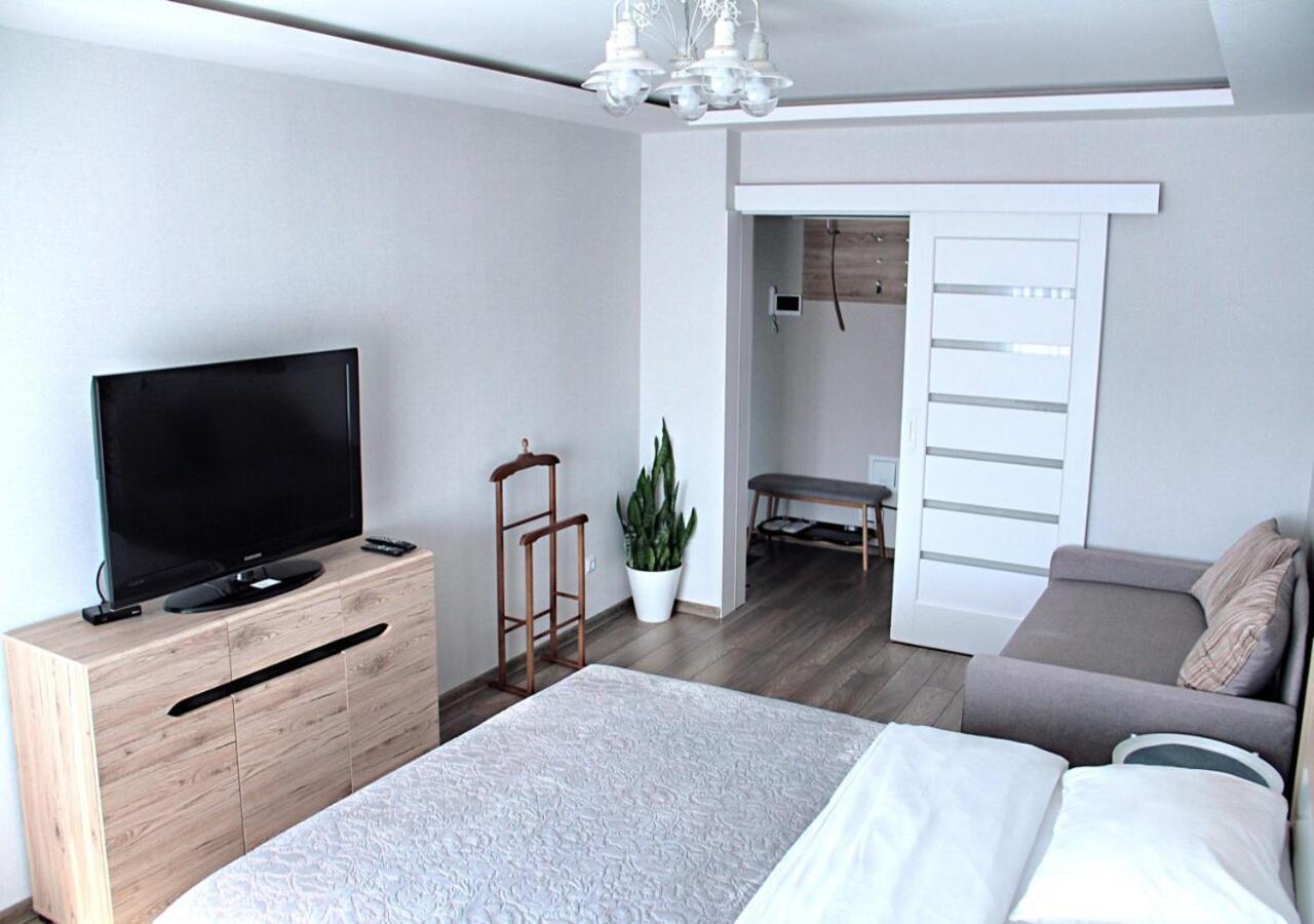 Apartment Next To Airport Boryspilʼ Eksteriør billede